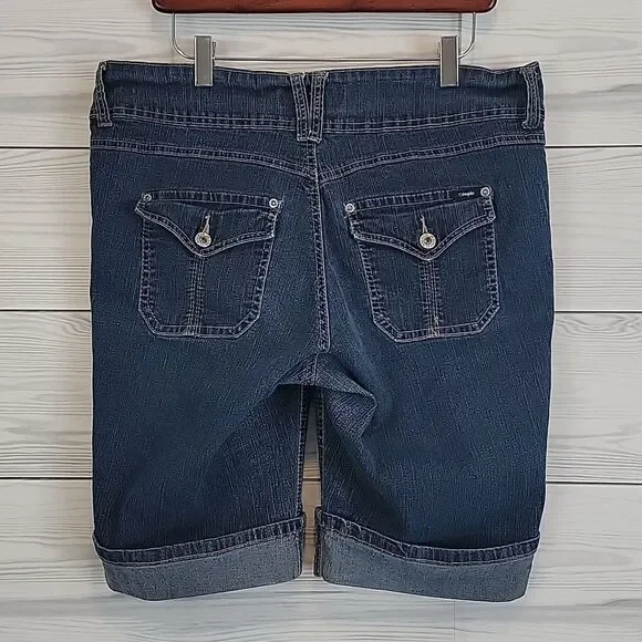 Angels Bermuda blue denim stretch jean shorts Women's Size 16 - Picture 4 of 13